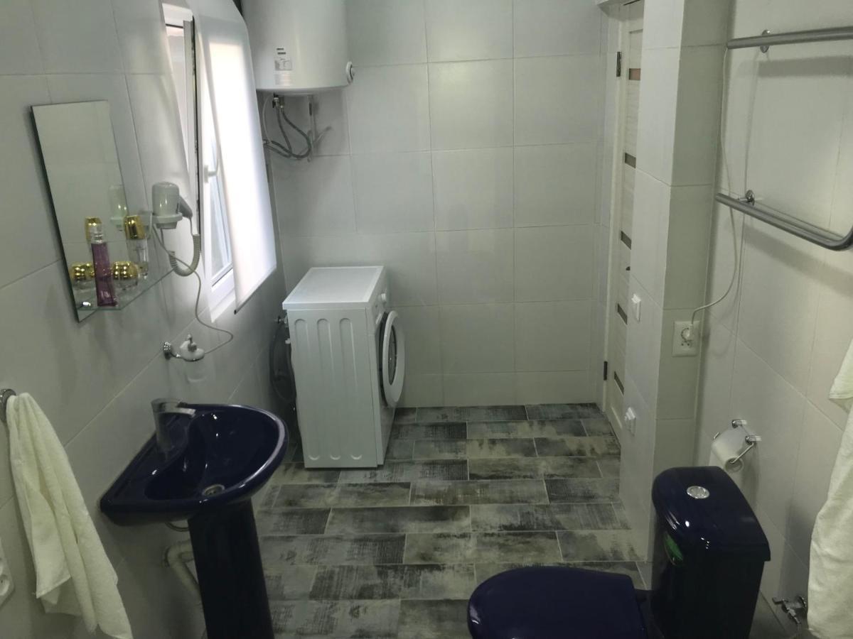 Гавань Hotel Сухуми Екстериор снимка